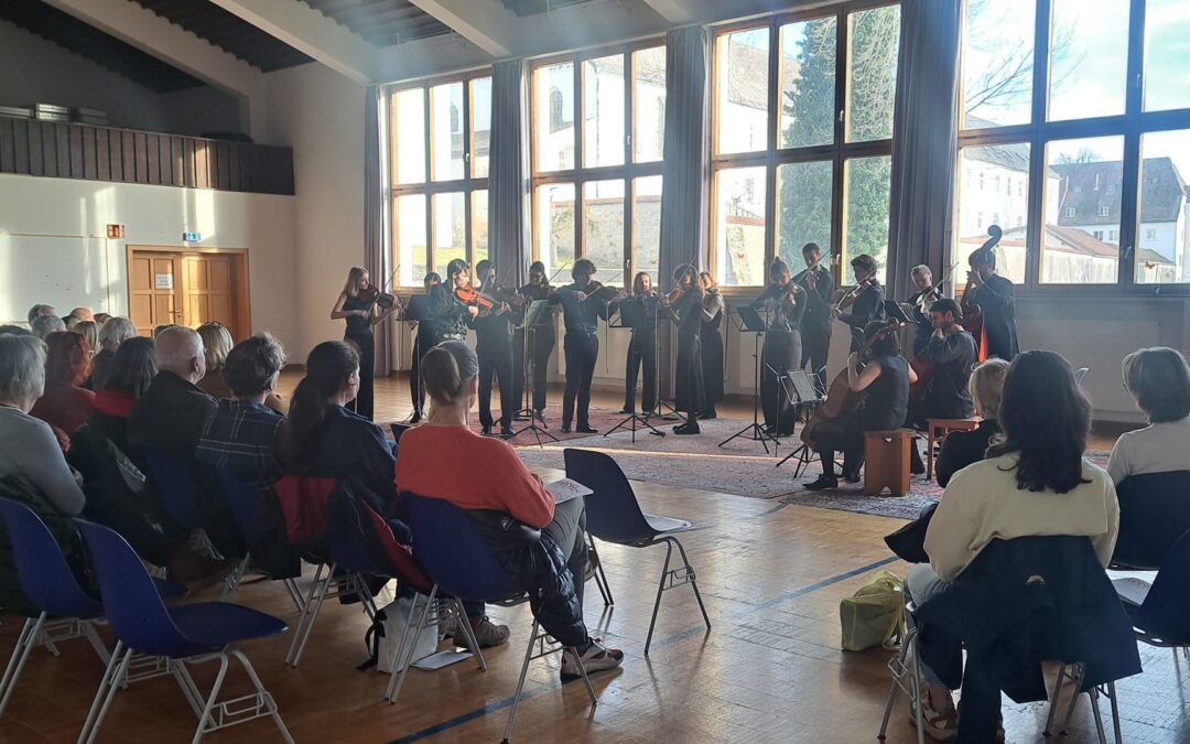 Grenzenlose Musik am Chiemsee – Junges internationales Streicherensemble mit Visionen begeistert Publikum
